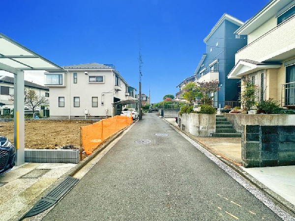 外観:☆☆風通しの良い住宅地☆☆  ゆとりのある住宅地　部屋の窓を開けるとそこには心地よい風が通りぬけます♪