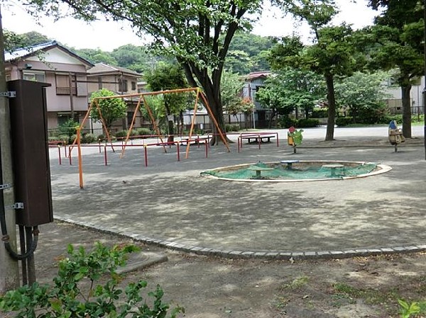 周辺環境:谷津染井公園(谷津染井公園まで1300m 公園近くでお子様も安心して遊べます♪)