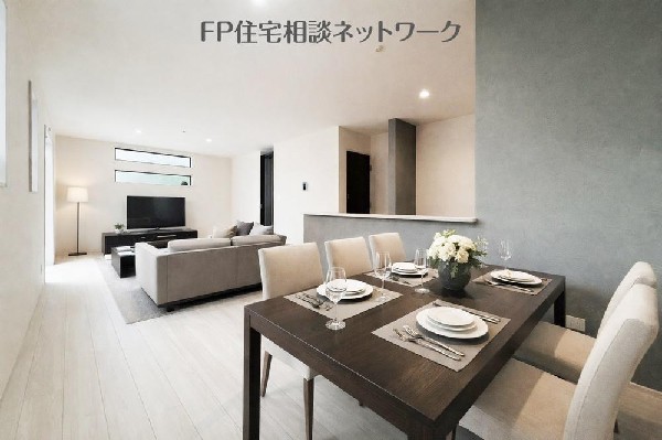 家族と過ごす時間を大切にしたい方にぴったりのゆとりある20帖のリビングです。（本画像はCGで作成しており、実際に現地に家具はおかれておりません。また価格に家具は含まれておりません。）