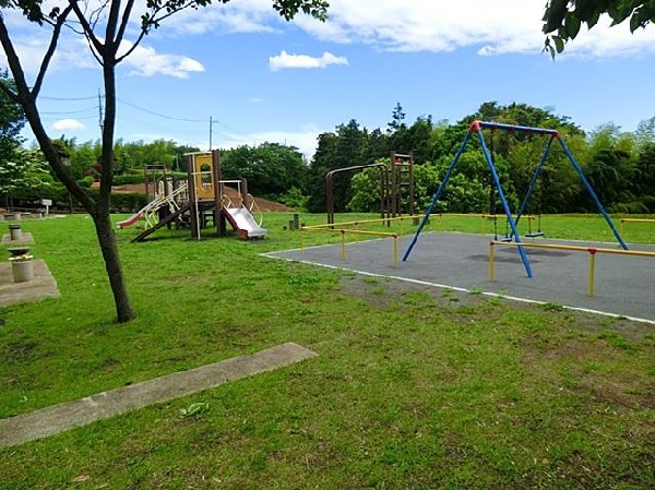 周辺環境:池辺町八所谷戸公園(池辺町八所谷戸公園まで1000m)