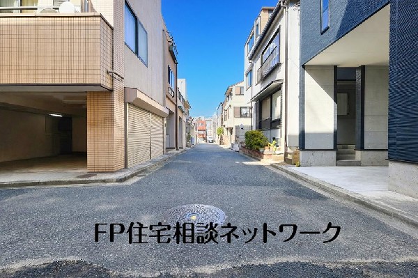 外観:駅近でありながら周辺は住宅地となっており子育て家族にもピッタリ。毎日のお買い物も便利なエリアで暮らしやすさを実現するための住環境が整っています。