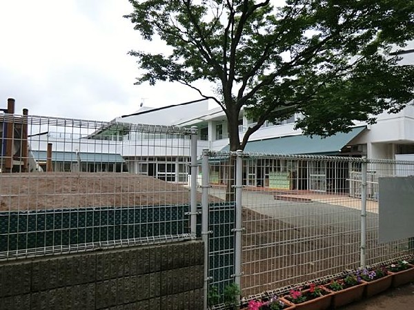 周辺環境:シャローム三育保育園(シャローム三育保育園まで550m)