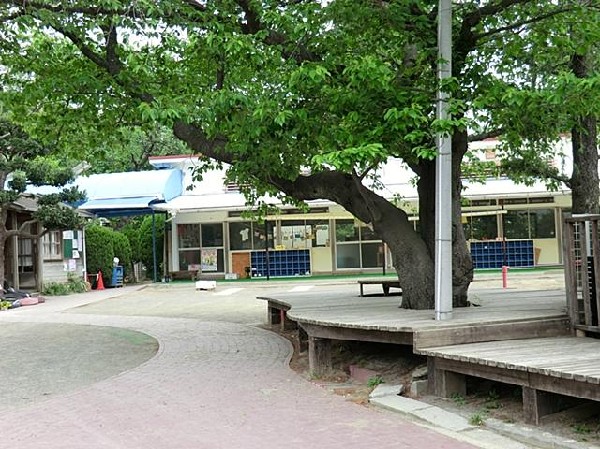 周辺環境:飯島幼稚園(飯島幼稚園まで1500m)