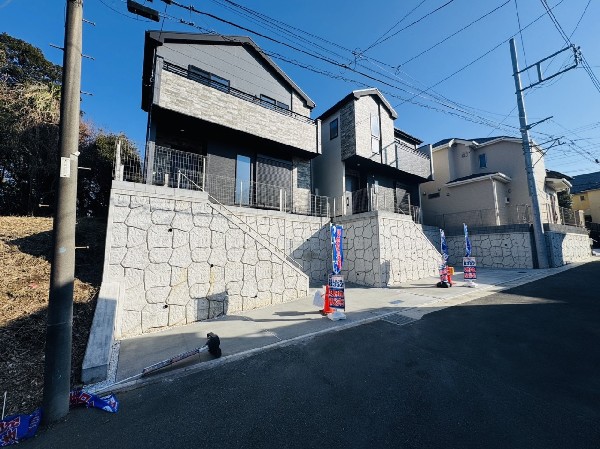 外観:光と風が行わたる開放感あふれる邸宅