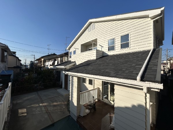 外観:落ち着きある住宅街、一種低層住居専用地域内に位置しています。