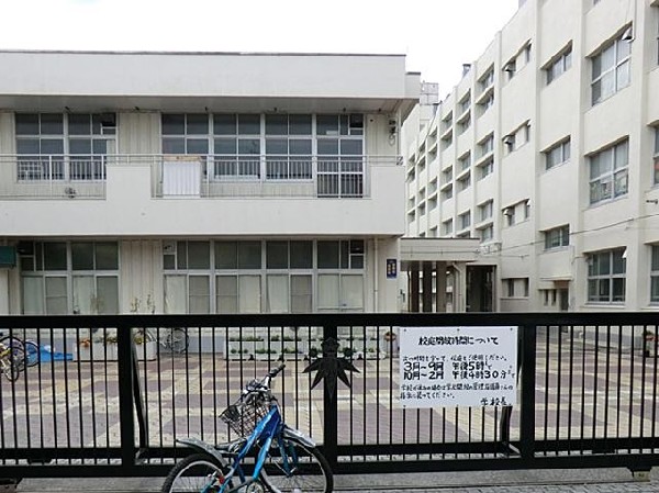 周辺環境:横浜市立瀬谷第二小学校(横浜市立瀬谷第二小学校まで850m)