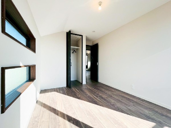 「どういう家具を置こうかな」とわくわくする。自分好みのこだわりのお部屋にしてオンリーワンの部屋でゆったりと寛ごう。