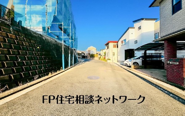 外観:駅近でありながら周辺は住宅地となっており子育て家族にもピッタリ。毎日のお買い物も便利なエリアで暮らしやすさを実現するための住環境が整っています。