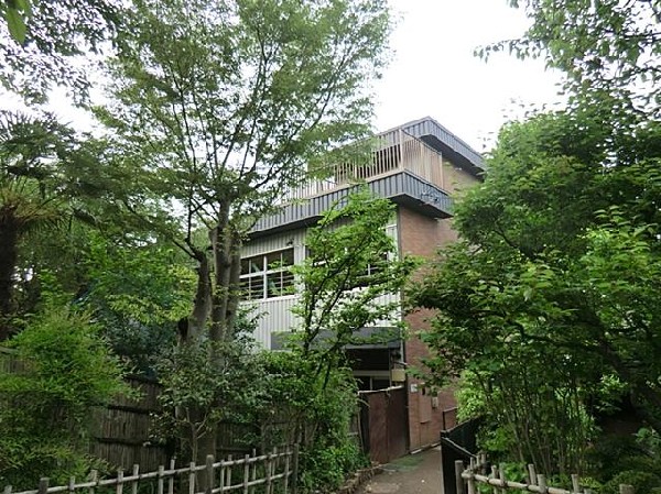 周辺環境:安部幼稚園(安部幼稚園まで650m)