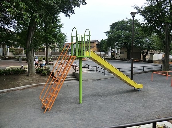 周辺環境:中ノ原公園(中ノ原公園まで550ｍ)