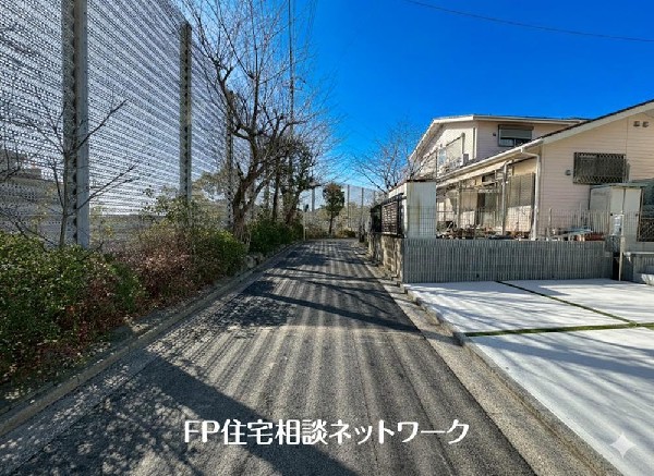 外観:分譲地として区画整理された高級住宅地は、時を重ねることで更なる雰囲気を醸し出し、誰もが素直にそこに住みたいと思う。
