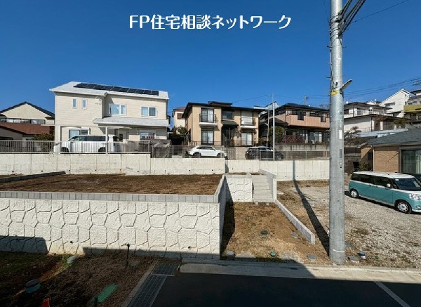 外観:周囲には高い建物がなく、空が広く開放感があり、陽当りを大きく遮られることもありません。
