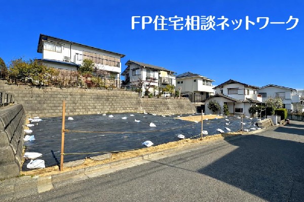 外観:☆☆風通しの良い住宅地☆☆  ゆとりのある住宅地　部屋の窓を開けるとそこには心地よい風が通りぬけます♪