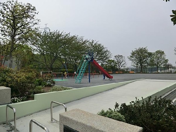 周辺環境:上柏尾第三公園(上柏尾第三公園まで280m)