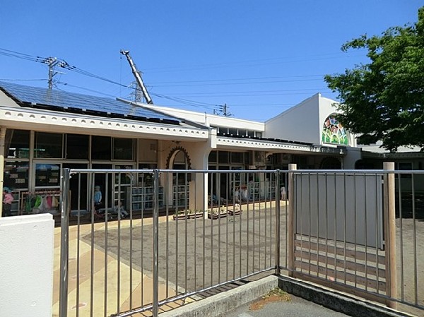 周辺環境:岸根こども園(岸根こども園まで1200ｍ)