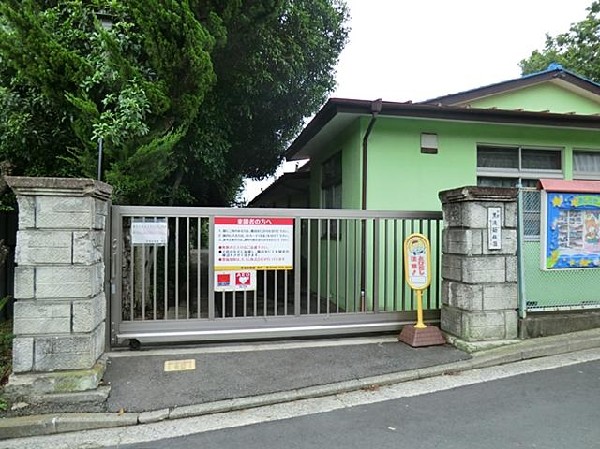 周辺環境:黒滝幼稚園(黒滝幼稚園まで400m)