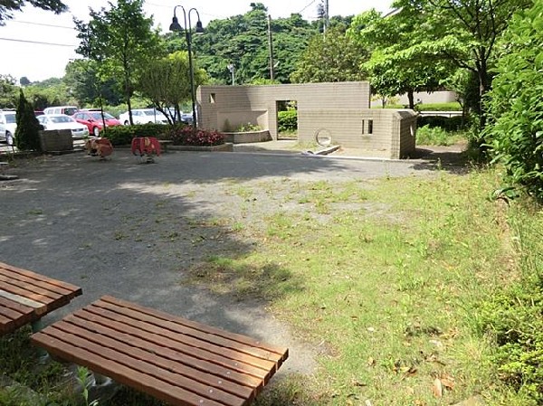 周辺環境:森四丁目第二公園(森四丁目第二公園まで850m)