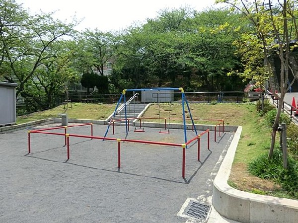 周辺環境:富岡第二公園(富岡第二公園まで210m)