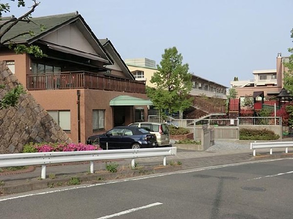 周辺環境:きらら保育園(きらら保育園まで700m)