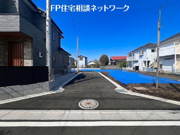 外観:多棟現場ですのでお子様の友達作りやご近所付き合いがしやすい環境です。