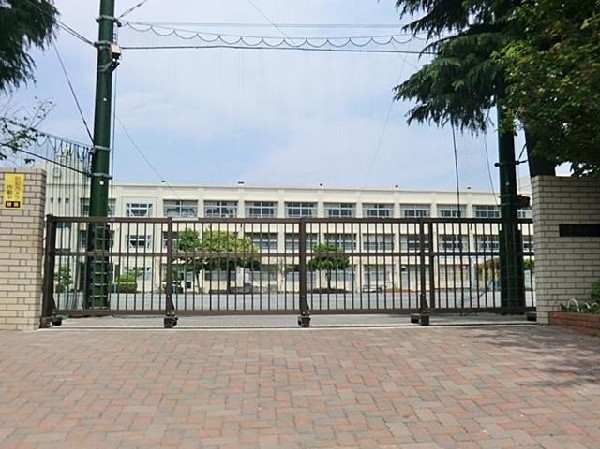周辺環境:横浜市立東中田小学校(横浜市立東中田小学校まで800m)