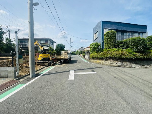 外観:☆☆風通しの良い住宅地☆☆  ゆとりのある住宅地　部屋の窓を開けるとそこには心地よい風が通りぬけます♪
