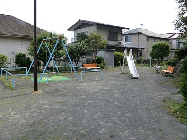周辺環境:赤井谷第二公園(赤井谷第二公園まで70m 公園近くでお子様も安心して遊べます♪)
