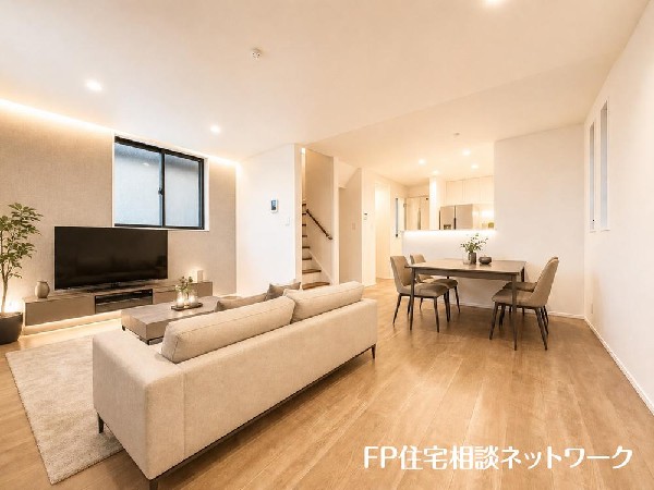 家族と過ごす時間を大切にしたい方にぴったりのゆとりある住空間です。（本画像はCGで作成しており、実際に現地に家具はおかれておりません。また価格に家具は含まれておりません。）