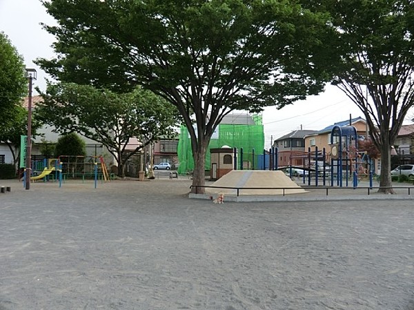 周辺環境:和泉町小谷山公園