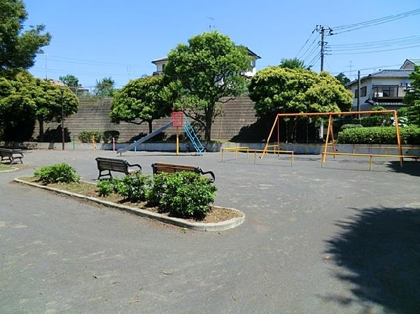 周辺環境:阿久和小金第一公園(阿久和小金第一公園まで260m)