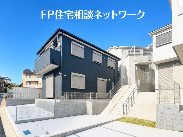 外観:駅徒歩圏の利便性と落ち着いた住環境を両立。陽当たりと風通しに恵まれた快適な住まいで、新しい暮らしを始めてみませんか。