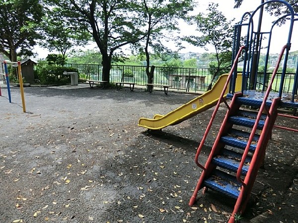 周辺環境:東俣野南公園