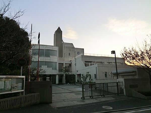 周辺環境:横浜市立東俣野小学校