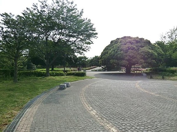 周辺環境:本牧山頂公園(本牧山頂公園まで270m)