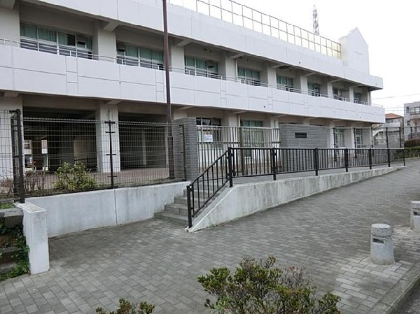 周辺環境:横浜市立岩井原中学校(横浜市立岩井原中学校まで350m)