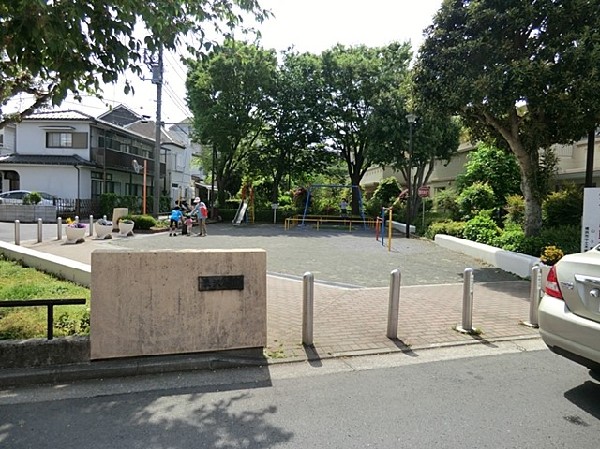 周辺環境:簑沢公園(簑沢公園まで350ｍ)