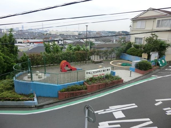 周辺環境:新吉田第三公園(新吉田第三公園まで500m 公園近くでお子様も安心して遊べます♪)