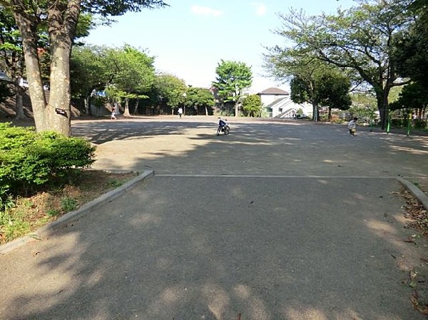 周辺環境:平戸第二公園(平戸第二公園まで350m)