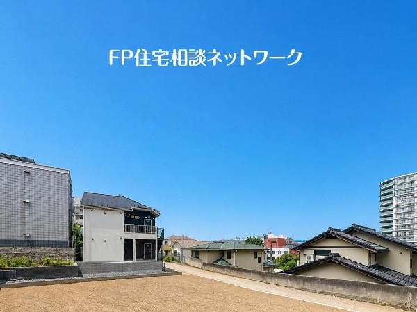 外観:便利な立地にありながら、静けさに包まれた住環境。ゆるやかに流れる時間とともに、心満たされる暮らしを叶える土地です。