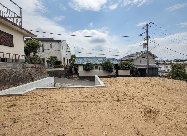 外観:周辺は高い建物が建っておらず、採光や開放性に恵まれた環境です