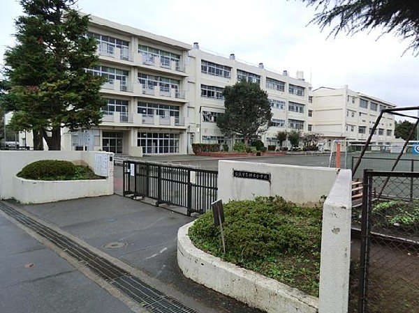 周辺環境:横浜市立折本小学校(横浜市立折本小学校まで500m)