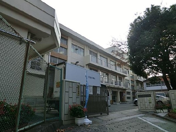 周辺環境:横浜市立相武山小学校(横浜市立相武山小学校まで250m 小学校近く♪お子様も通学も安心です♪)