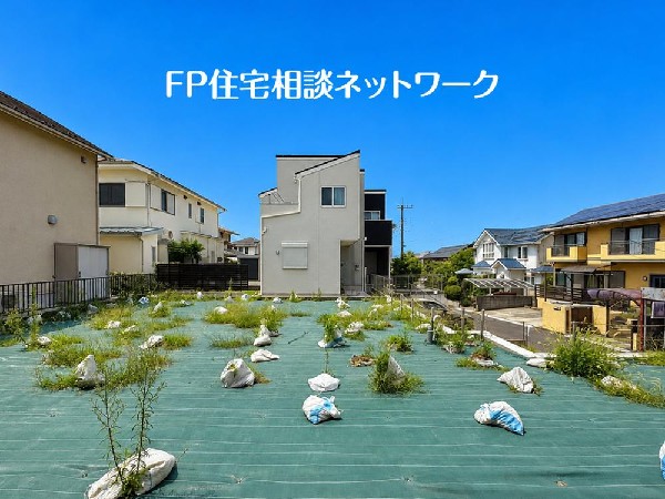 外観:毎日のお散歩も緑に恵まれたエリアで自然に包まれた穏やかな暮らしを実現するためのゆとりある住環境が整っています。緑の潤いを感じながらホッと生活できそう。