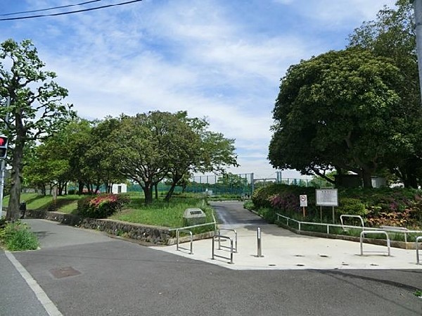周辺環境:洋光台南公園(洋光台南公園まで650m)