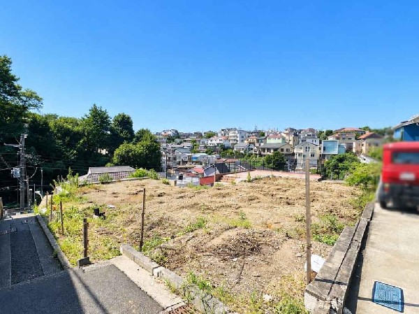 外観:☆☆風通しの良い住宅地☆☆  ゆとりのある住宅地　部屋の窓を開けるとそこには心地よい風が通りぬけます♪