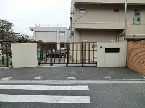 周辺環境:横浜市立立野小学校(横浜市立立野小学校まで800m)