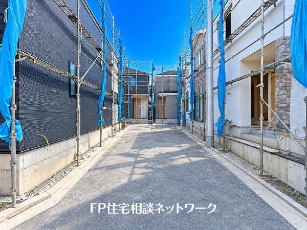 外観:多棟現場ですのでお子様の友達作りやご近所付き合いがしやすい環境です♪