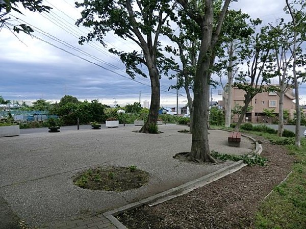 周辺環境:中沢町清水ヶ丘公園(中沢町清水ヶ丘公園まで350m)