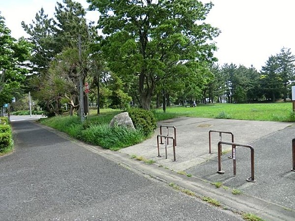 周辺環境:まつかぜ公園(まつかぜ公園まで350m)