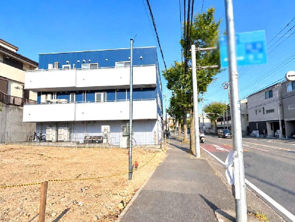 外観:☆☆風通しの良い住宅地☆☆  ゆとりのある住宅地　部屋の窓を開けるとそこには心地よい風が通りぬけます♪